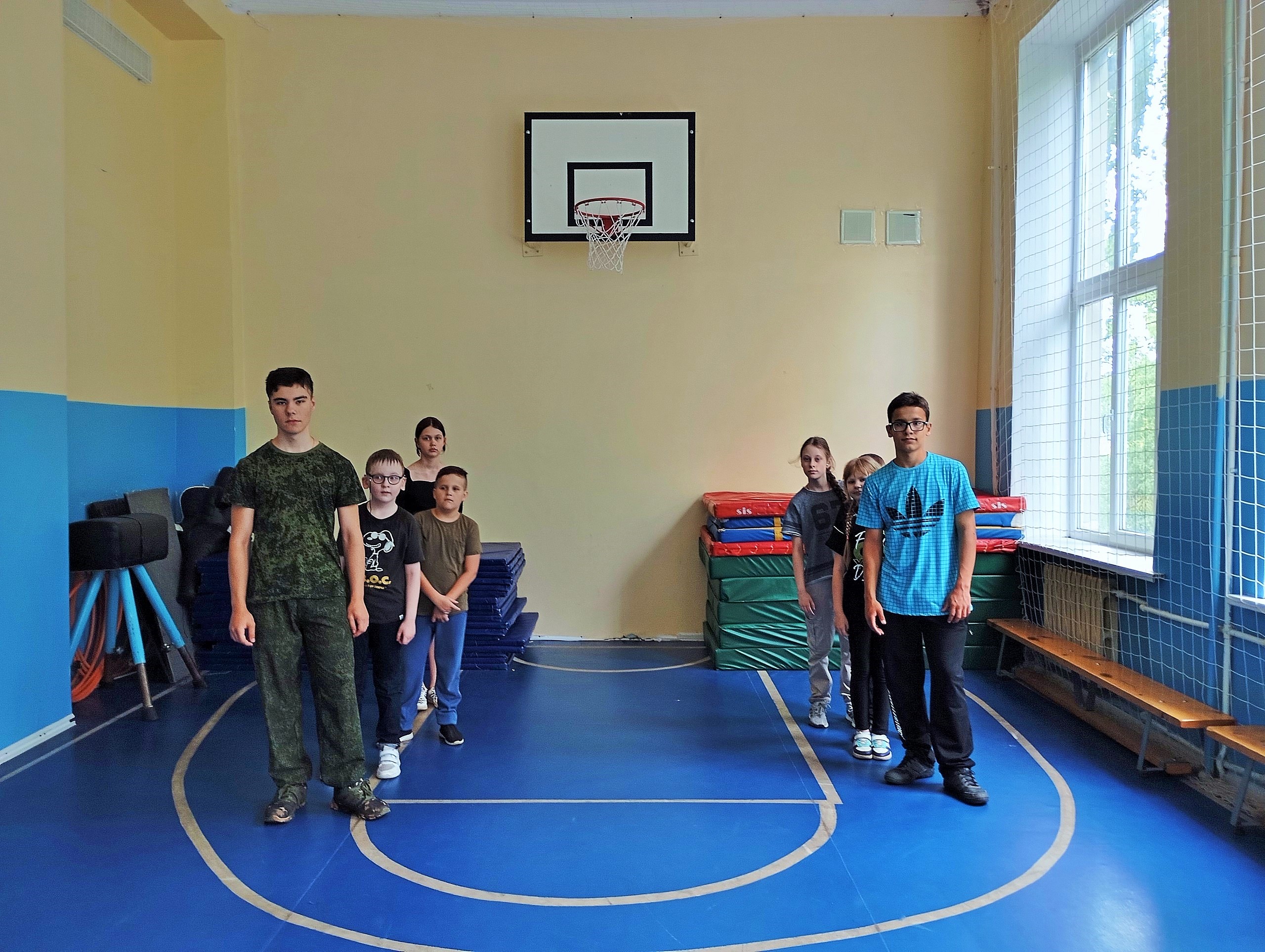 Спортивный праздник “Я и мои друзья”.